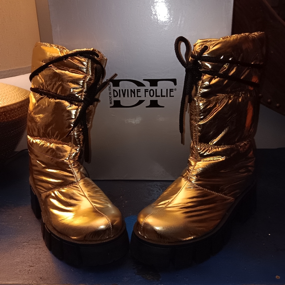 Divine Follie Nylon padded boots